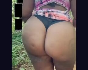 Big Ass Walking and Twerking makes me Cum so Hard.mp4