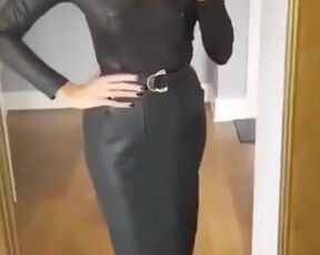 Instagram fashion milf