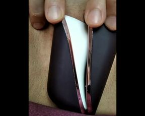 Sexy pussy masturbates with Satisfyer