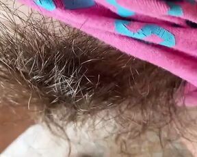 natural extremely hairy pussy