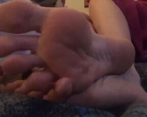 Putting lotion on my feet after a shower Frieda Ann Foot Fetish