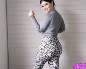 New leggings and farts (Full 5 mins video on my Onlyfans)