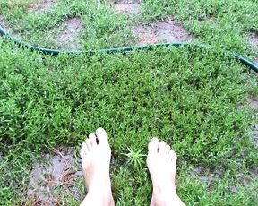 Bare feet in the rain