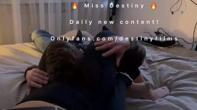 Head scissoring/wrestling, slave panic, no mercy!! Full vid. om OF
