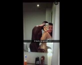 Snapchat - GF Sends BF Selfies with BBC