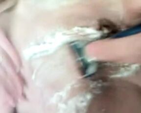 Shaving Pussy Smooth