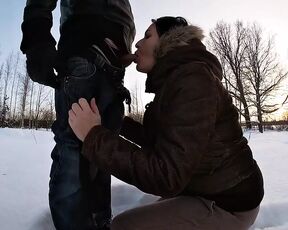 Blowjob in the snow